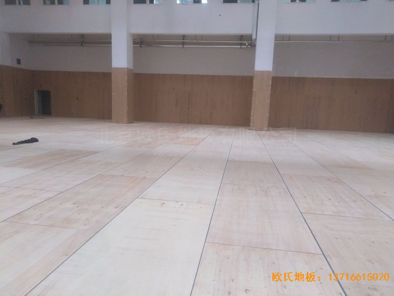 青岛黄岛区滨海街道中心小学运动木地板安装案例
