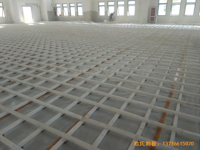 山东济南唐冶城篮球馆运动木地板施工案例1
