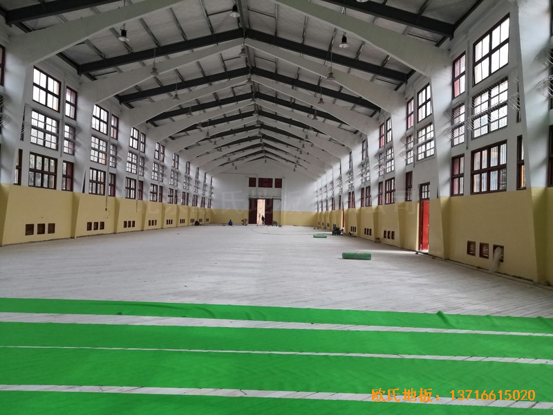 福建中国女排中国队训练基地排球场馆体育地板铺设案例3