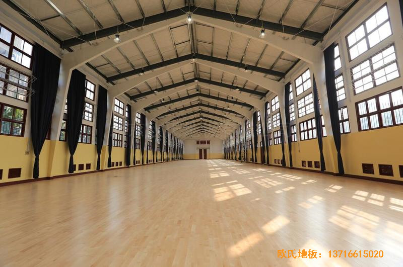 福建中国女排中国队训练基地排球场馆体育地板铺设案例4