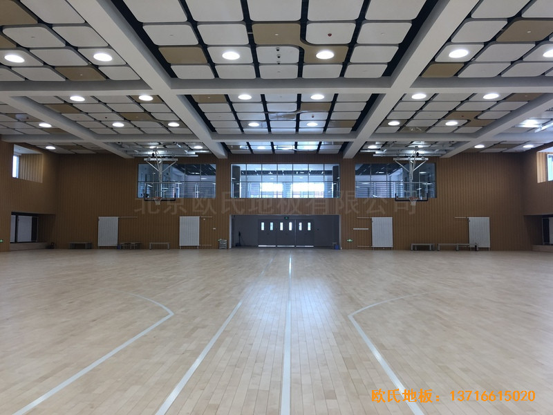 北京昌平新东方体育馆体育木地板施工案例5