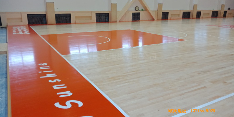 北方温泉会议中心篮球馆体育地板铺设案例4