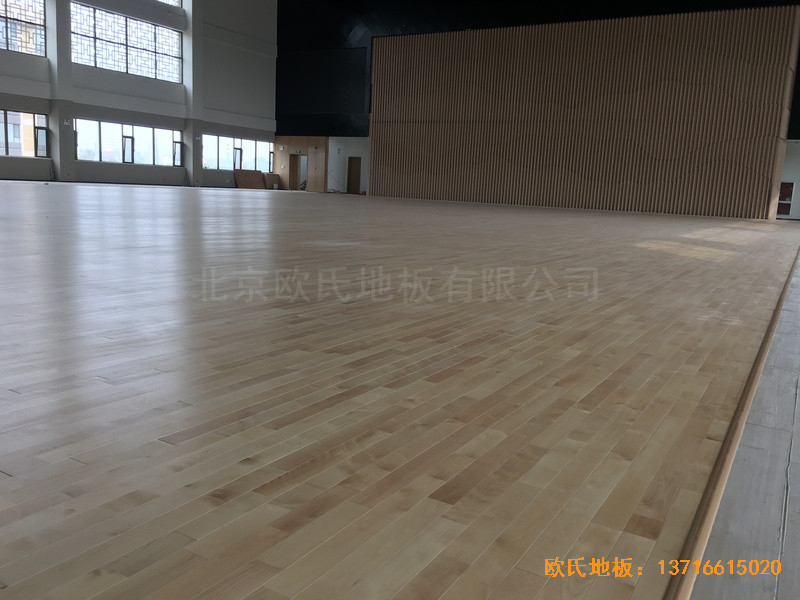 山西交城新天源药业体育馆体育木地板铺装案例4