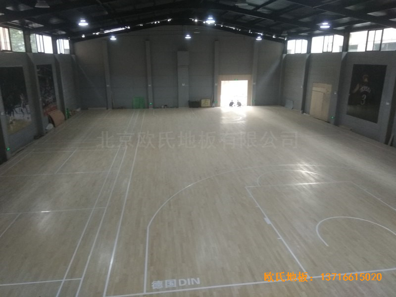 山西长治双创梦工厂篮球体育地板安装案例0