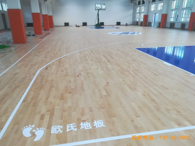 新疆昌吉职工活动中心运动木地板安装案例0