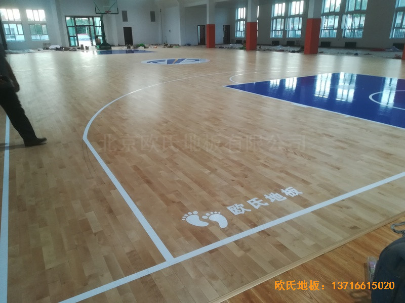 新疆昌吉职工活动中心运动木地板安装案例4
