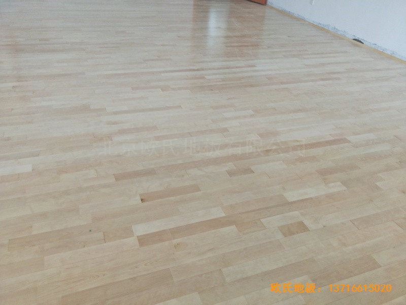 杭州分水镇徐凝小学运动馆运动地板安装案例3