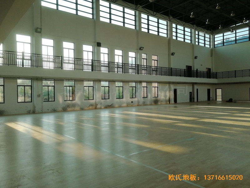杭州建德篮球馆体育木地板铺设案例0