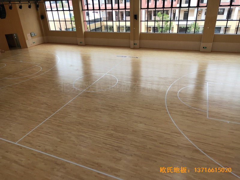 杭州高中启成校区篮球馆运动地板安装案例0