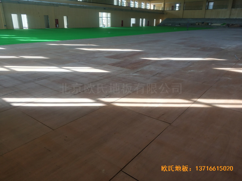 榆林神华煤制油公司篮球馆运动地板铺设案例3