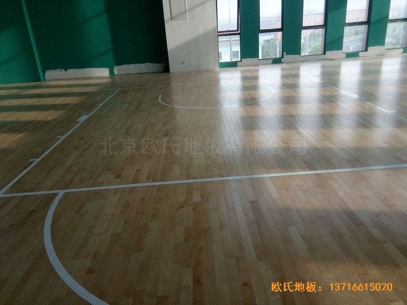 江苏南京汉风公司篮球馆体育地板安装案例4