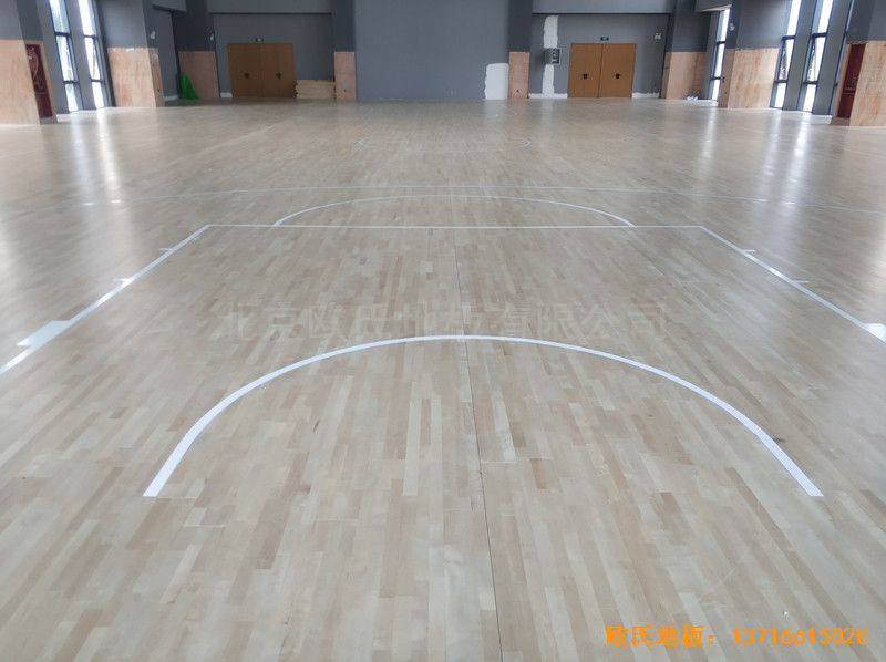 江苏盐城金风科技篮球馆运动地板施工案例5