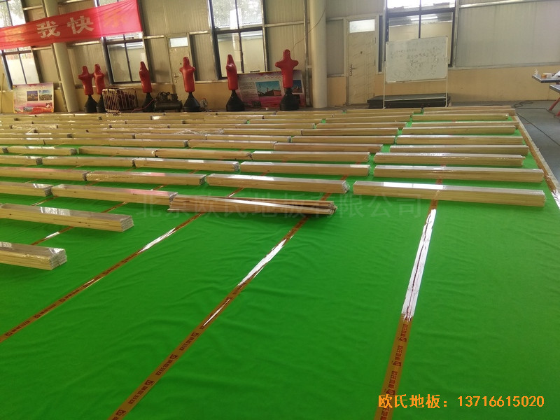 江苏虎腰村爱尔行业学校运动馆运动地板铺装案例3