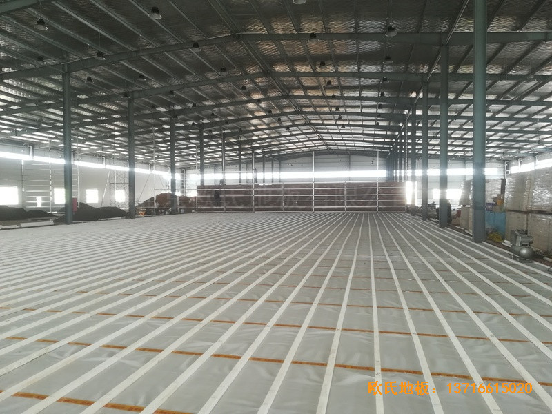 江西宜春袁州区篮球馆体育地板安装案例1