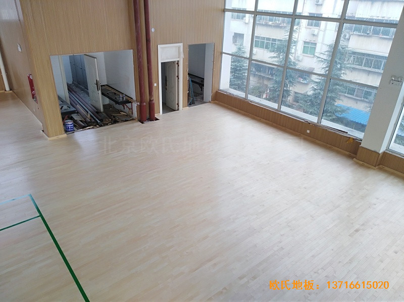 河南南阳十三中篮球馆运动木地板施工案例4