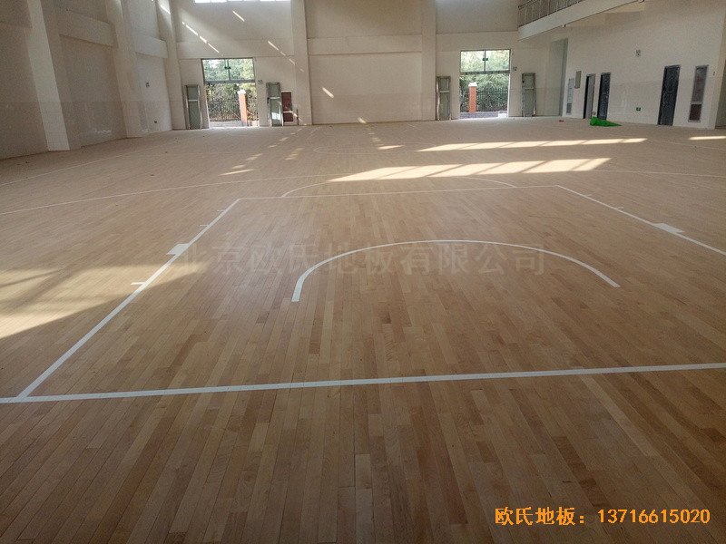 洛阳伊水小学篮球馆体育木地板铺设案例0