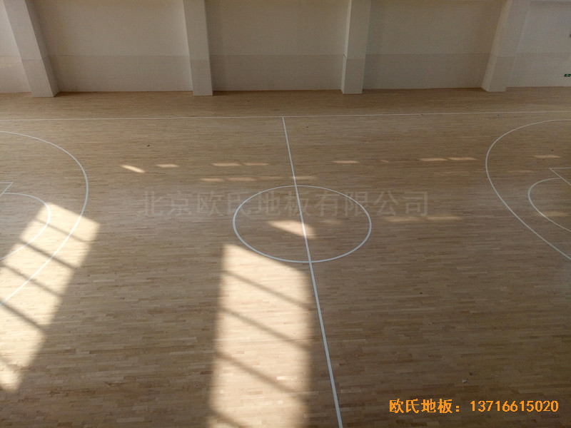 洛阳伊水小学篮球馆体育木地板铺设案例3