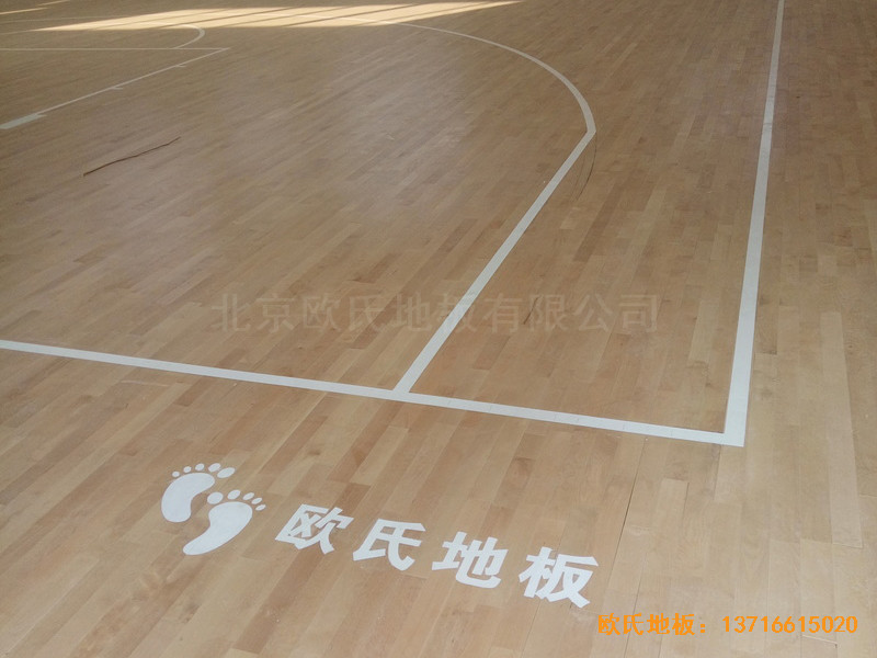 洛阳伊水小学篮球馆体育木地板铺设案例4