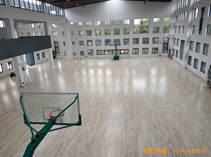 浙江宁波高新消防大队篮球馆体育木地板安装案例4