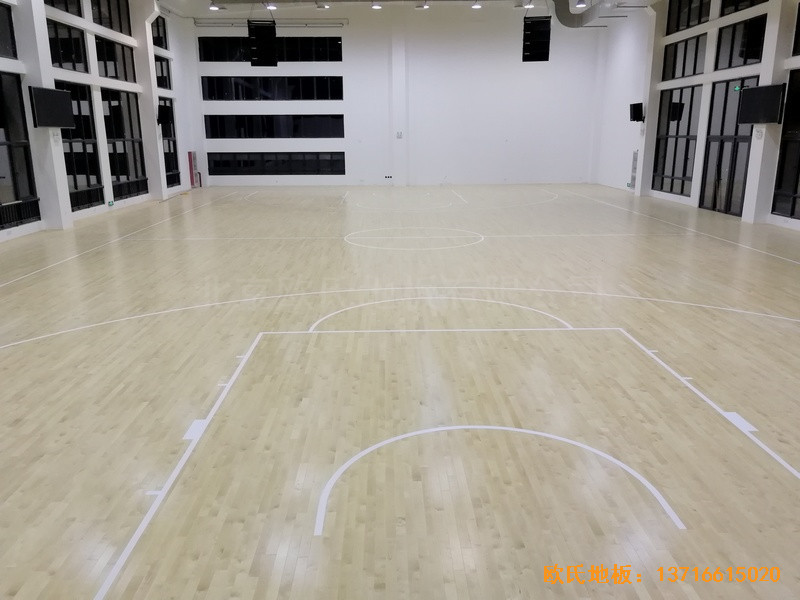 浙江舟山市舟山电厂篮球馆体育地板施工案例4