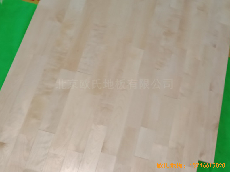 深圳北环中学运动馆运动地板施工案例3