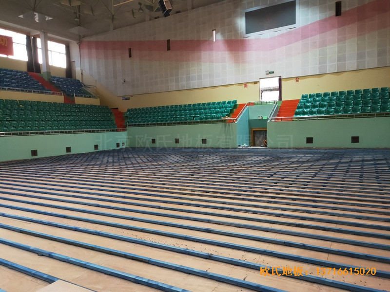 云南官渡区体育馆体育地板安装案例1
