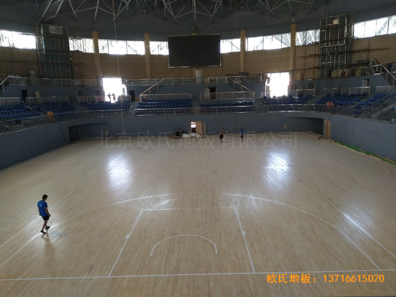 湖南黄花坪体育馆运动地板铺设案例5