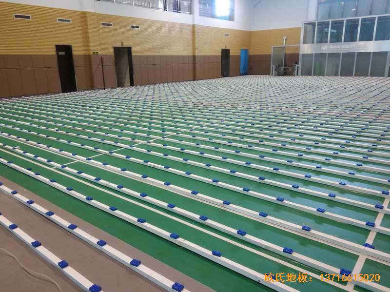 潍坊高密中国电网羽毛球馆体育木地板安装案例1