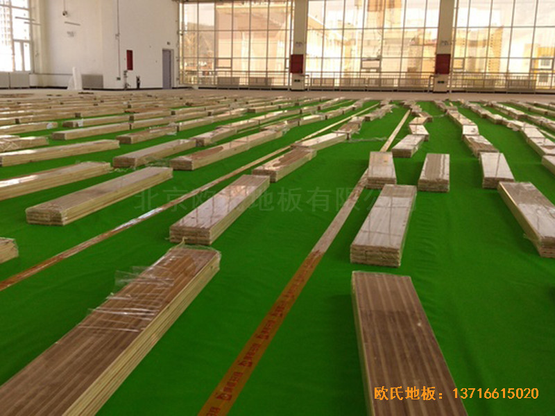 甘肃天水清水县农业学院篮球馆体育木地板安装案例3