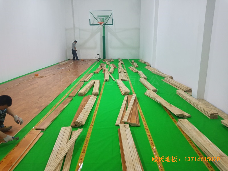 西城区黄寺大街24号院篮球馆体育地板铺装案例3