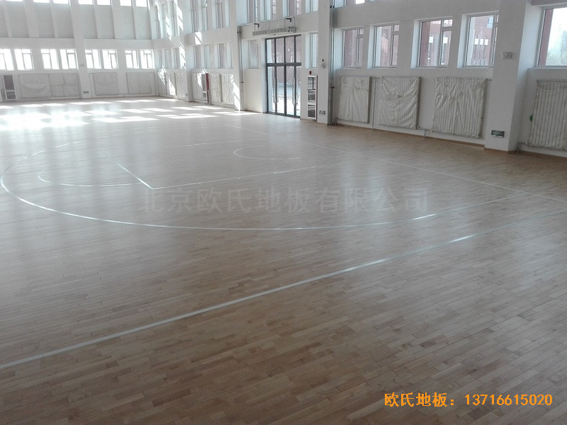 银川北塔中学篮球馆体育木地板铺设案例0