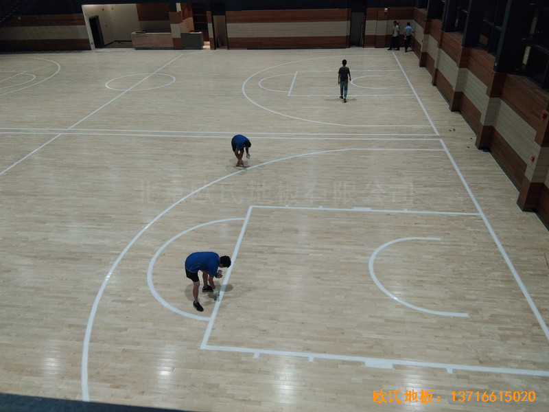 长沙万科金域行业体育馆运动地板施工案例2