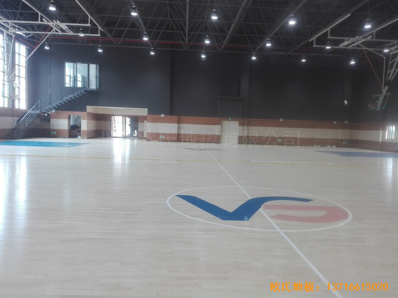 长沙万科金域行业体育馆运动地板施工案例4