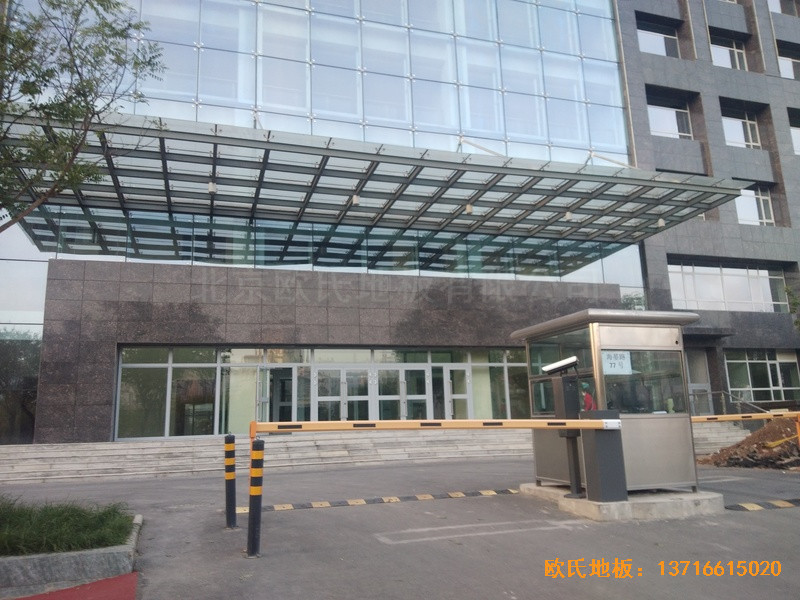 青海海宴路77号地质科大楼运动场所运动地板安装案例0