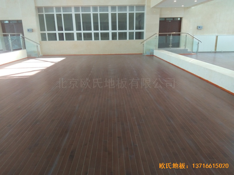 青海海宴路77号地质科大楼运动场所运动地板安装案例3