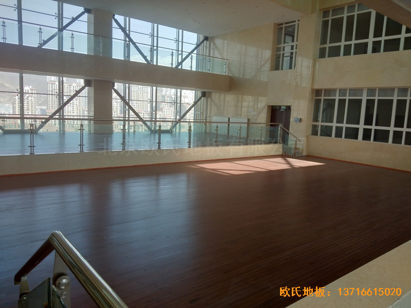 青海海宴路77号地质科大楼运动场所运动地板安装案例4
