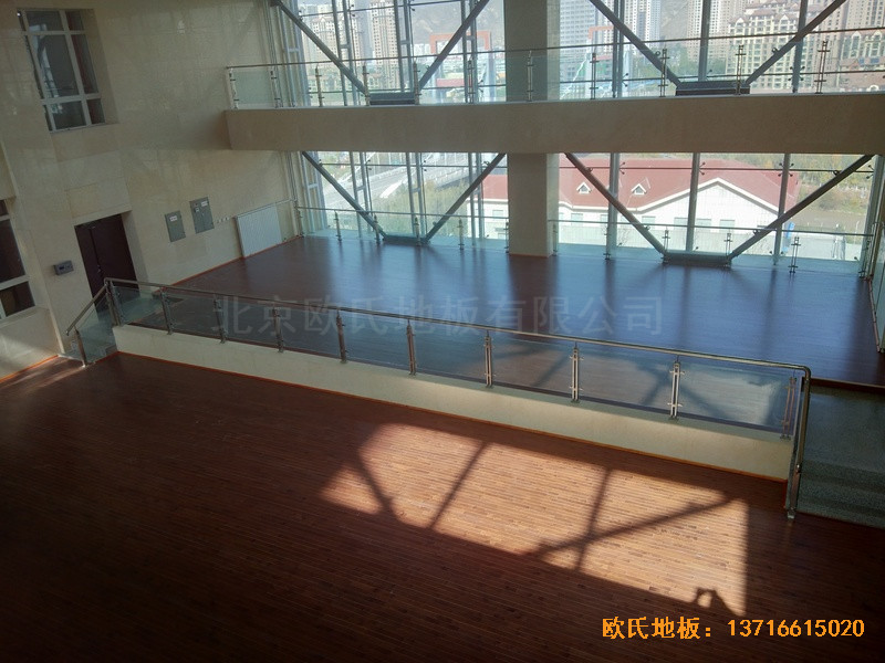 青海海宴路77号地质科大楼运动场所运动地板安装案例5