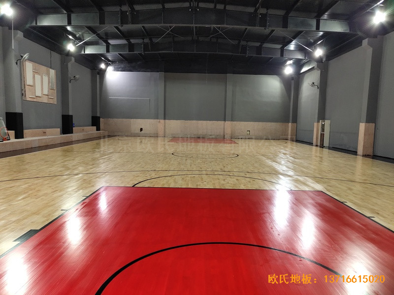 上海松江区kc篮球公园体育地板铺装案例5