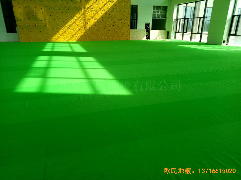 内蒙古乌兰察布公安局训练厅体育地板安装案例3