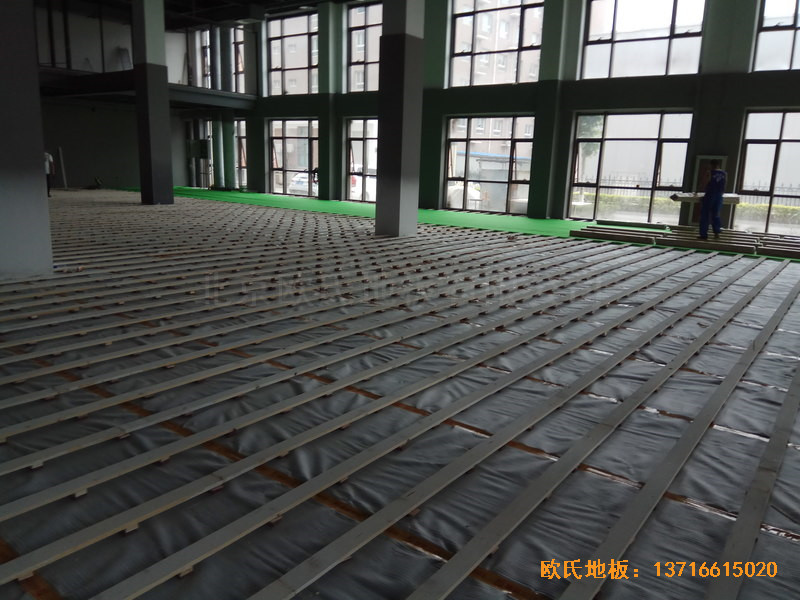 北京亦庄贞观行业大厦运动场所体育木地板安装案例1