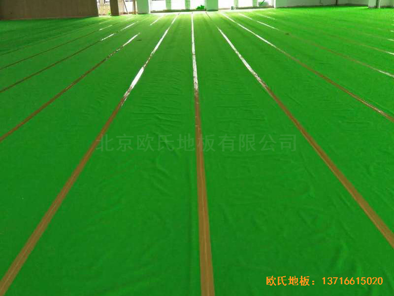 北京师范大学篮球馆运动木地板安装案例2