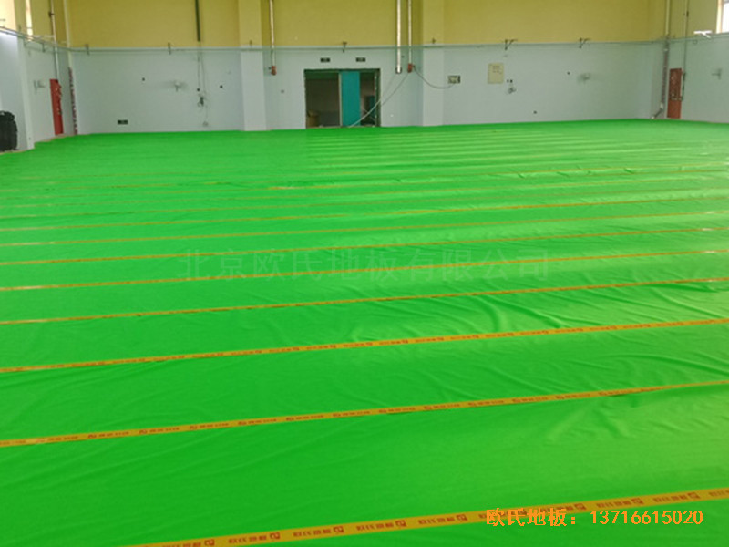 北京房山城建娄子水小学篮球馆运动木地板铺装案例2