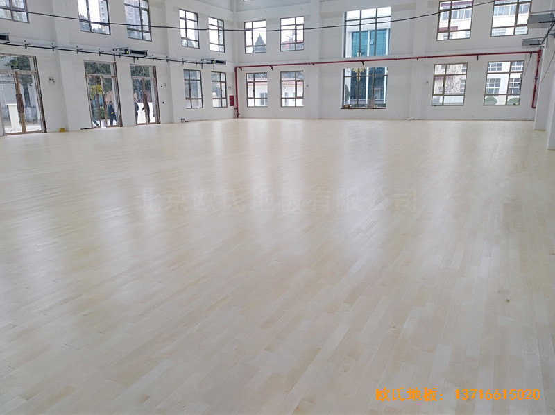北京良乡1534部队运动馆体育木地板铺装案例0