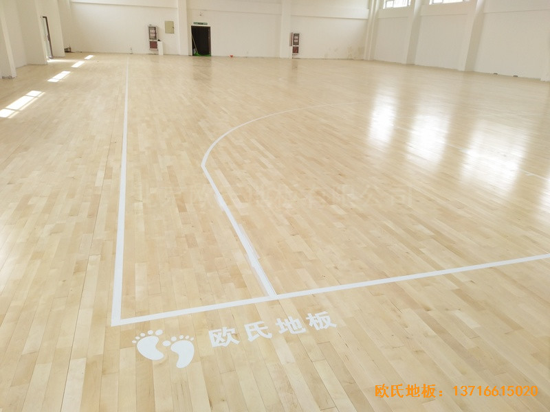 南京浦口党校篮球馆运动地板铺设案例3