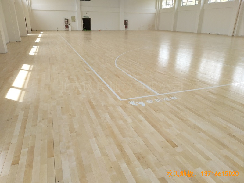 南京浦口党校篮球馆运动地板铺设案例4