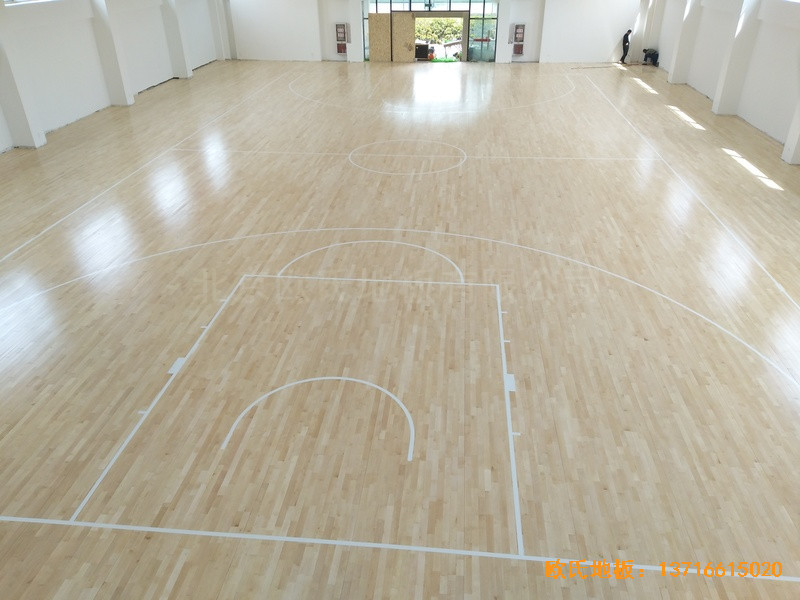 南京浦口党校篮球馆运动地板铺设案例5