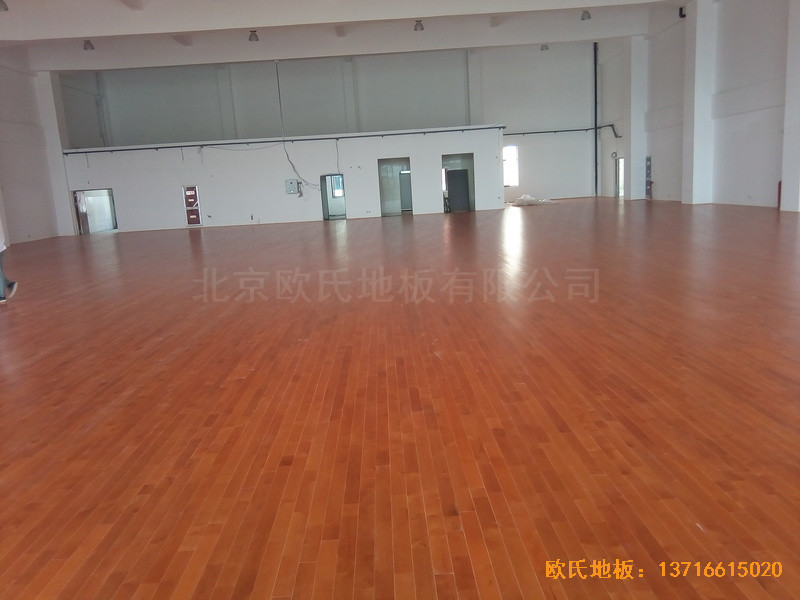 南京浦口区复兴小学运动馆运动木地板铺装案例0