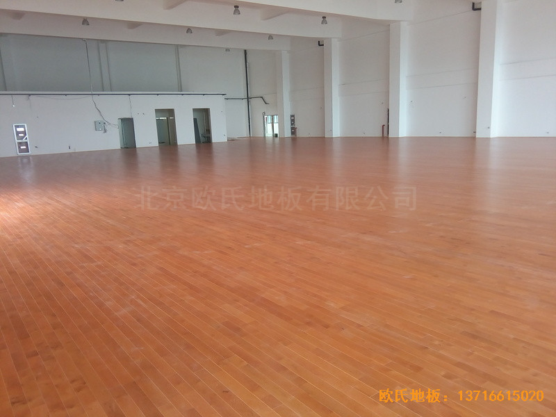 南京浦口区复兴小学运动馆运动木地板铺装案例5