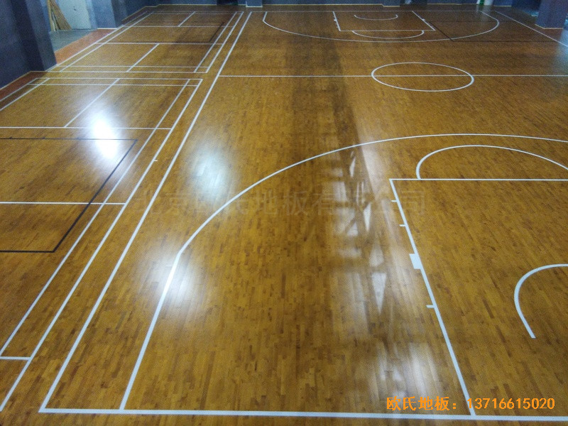 厦门华美空间篮球馆运动木地板铺设案例4