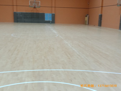 湖北武汉实验外国语学校篮球馆体育木地板铺设案例